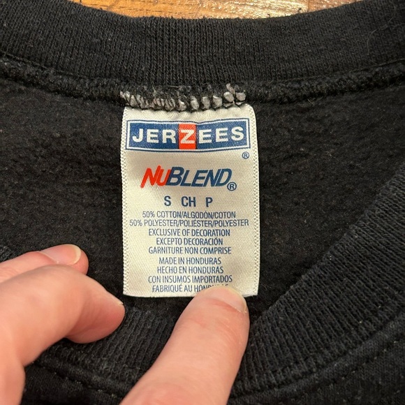 Salem Teaching Fine Witches Since 1692 Crew Neck Sweatshirt Women’s size Small - Picture 3 of 5